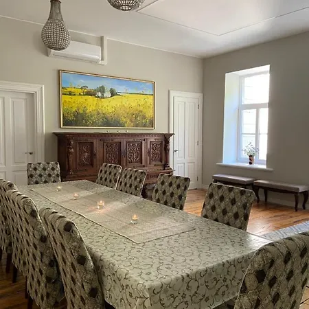 Apartment Ramaja *